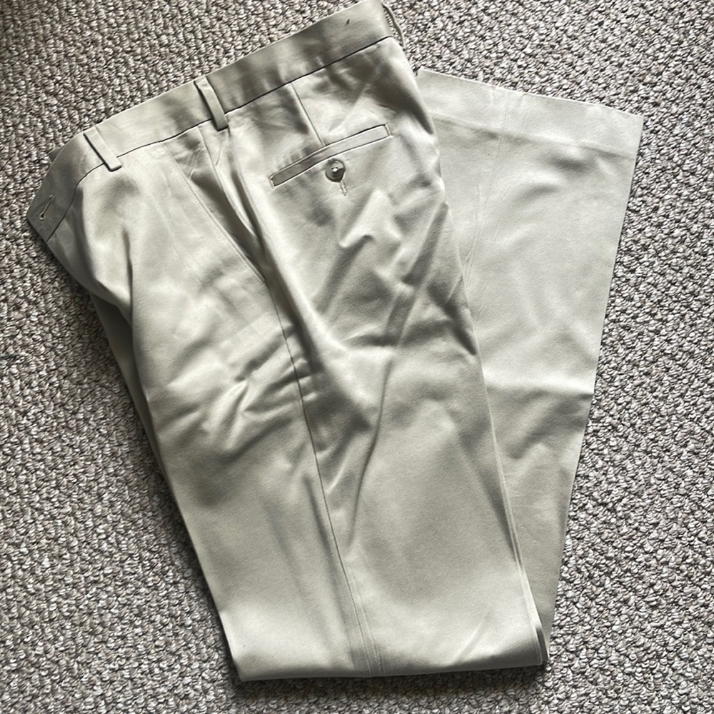 Class Club Dillards Brand Boys Size 18 Khakis
